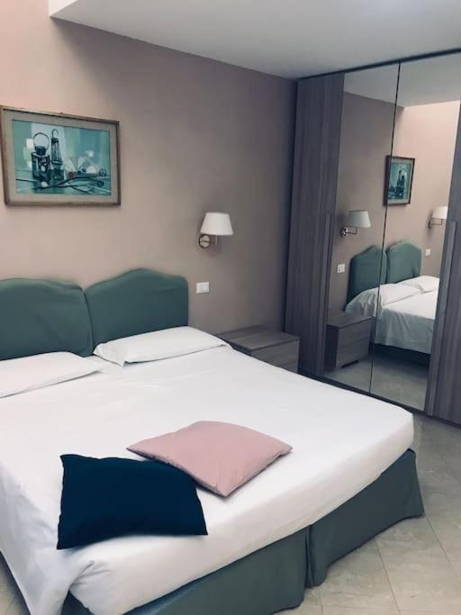 43 Appartamento Ampio E Comodo Nel Centro Di Roma Extérieur photo